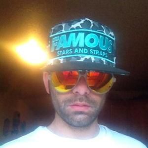 Meet your Posher, Leon